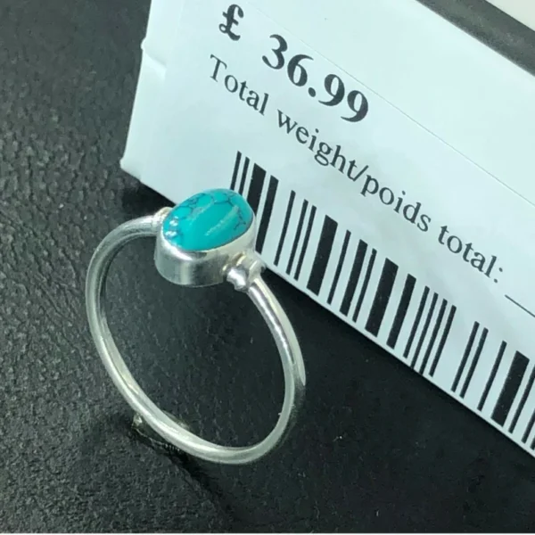 Gorgeous Oval Turquoise Ring