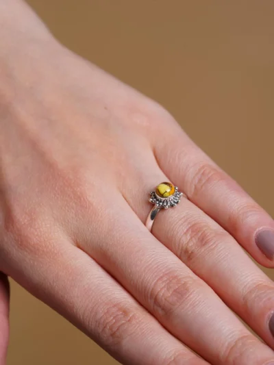 Handmade Spiny Oyster Turquoise Ring